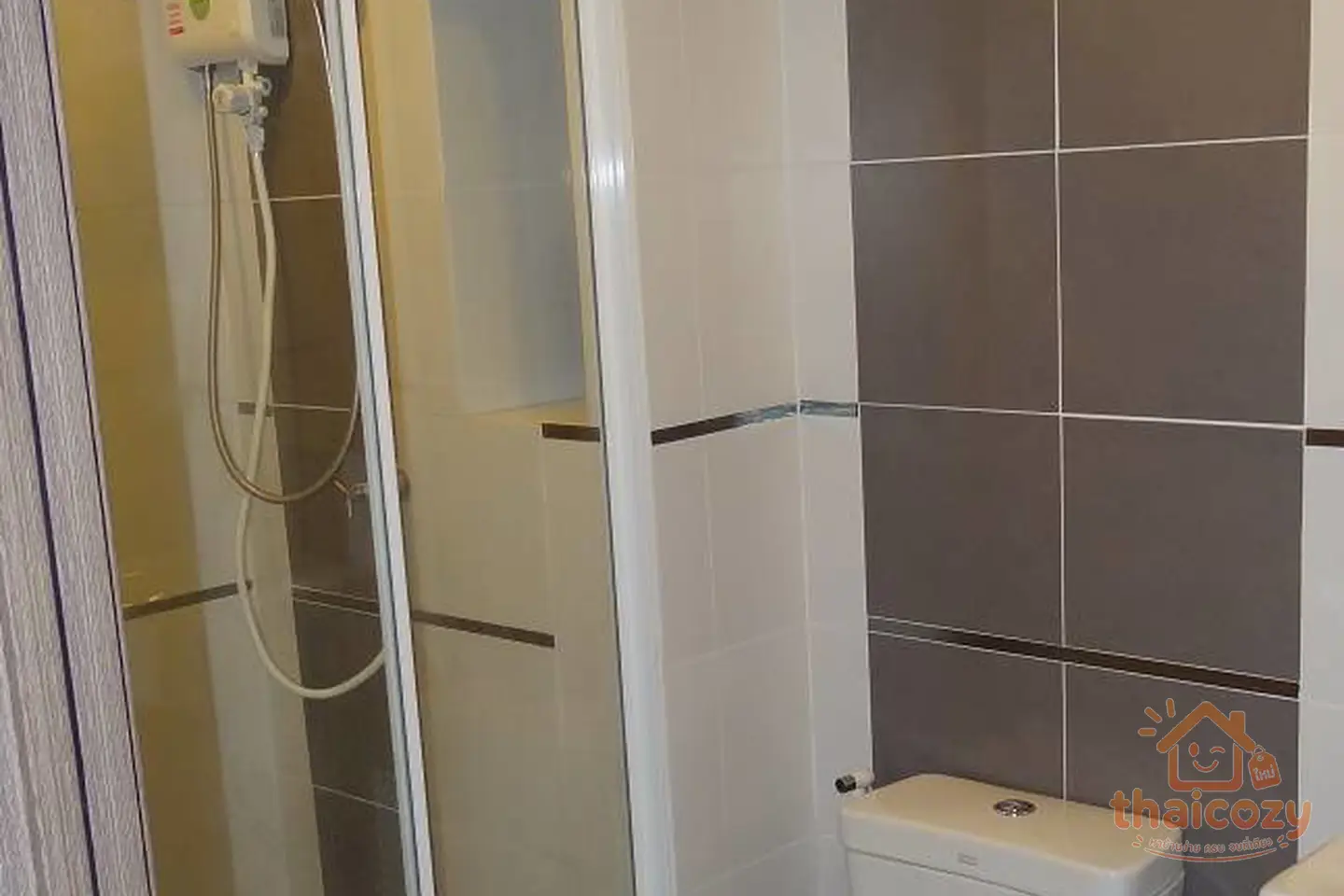 1 Bedroom for Rent at The Base Sukhumvit 77 photo 2
