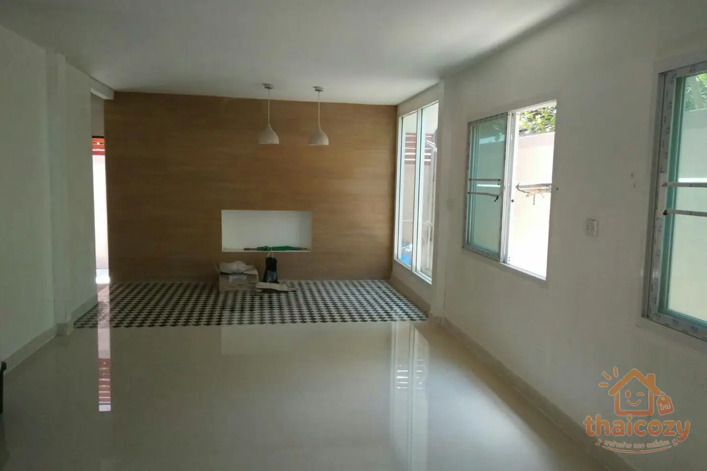 Large House in Front of MEGA Bangna photo 2