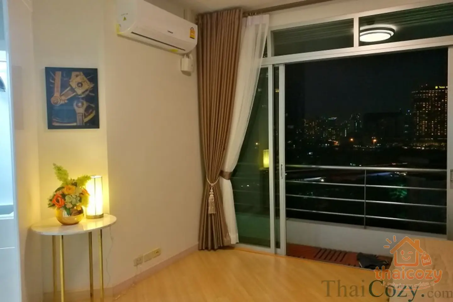 Fully Furnished 2-Bedroom Riverfront photo 2