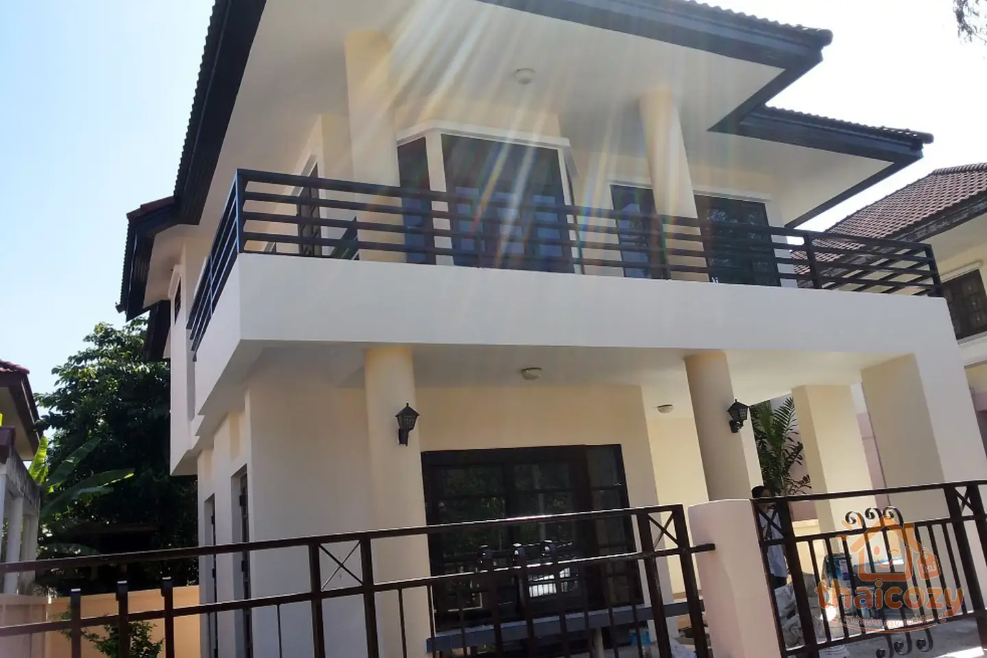 House for Sale or Rent in Suwintawong Soi 38 photo 1