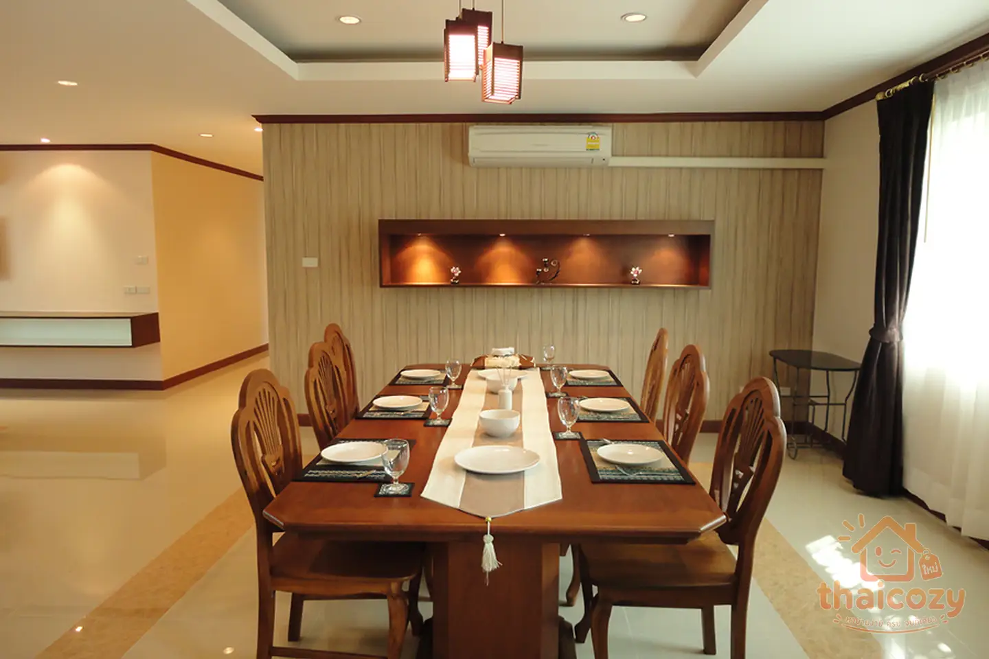 3 Bedrooms for Rent at Ekamai photo 2