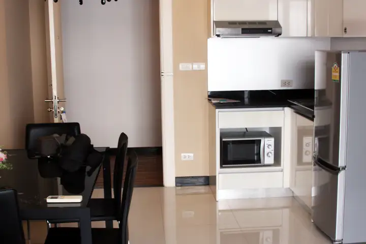 Voque Condominium Sukhumvit 16 Asok - 2 Bedrooms for Rent