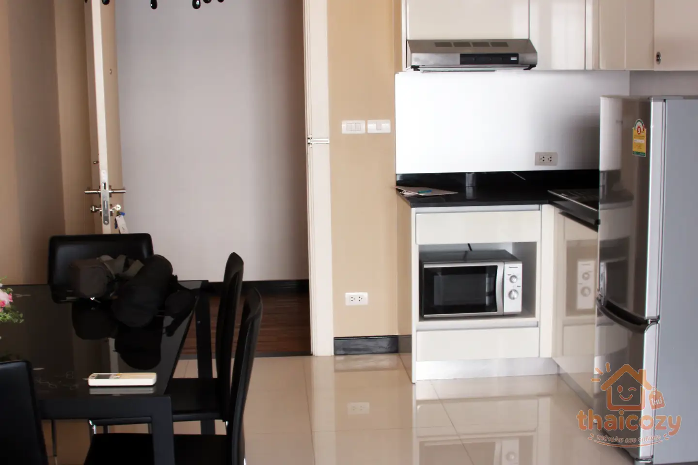 Voque Condominium Sukhumvit 16 Asok - 2 Bedrooms for Rent photo 1