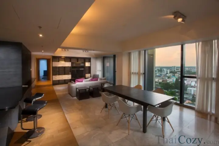 The Met Condominium for Rent on Sathorn Road