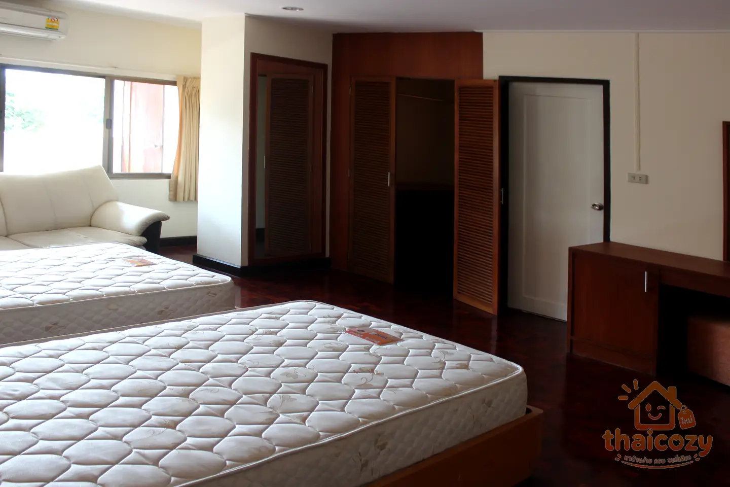 Apartment Rental in Nana Bangkok 2 Beds photo 2