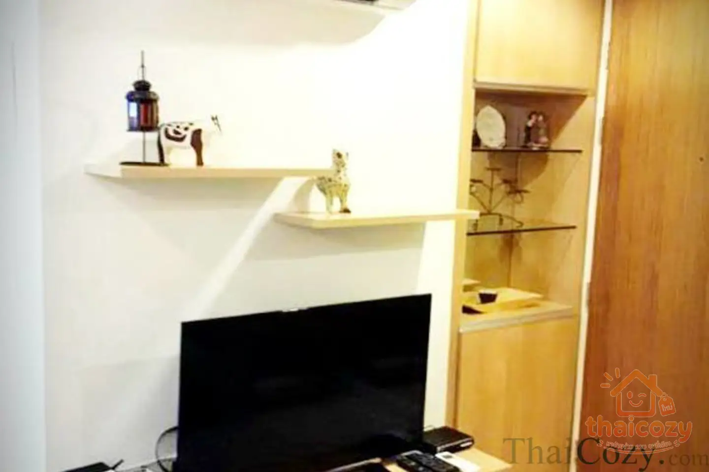 Condo for Rent Sukhumvit 42 photo 2