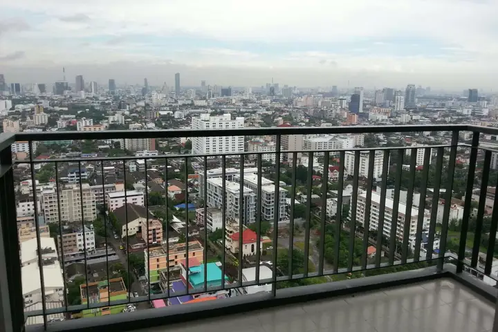 2 Bedroom Condominium for Rent at Life Ratchada