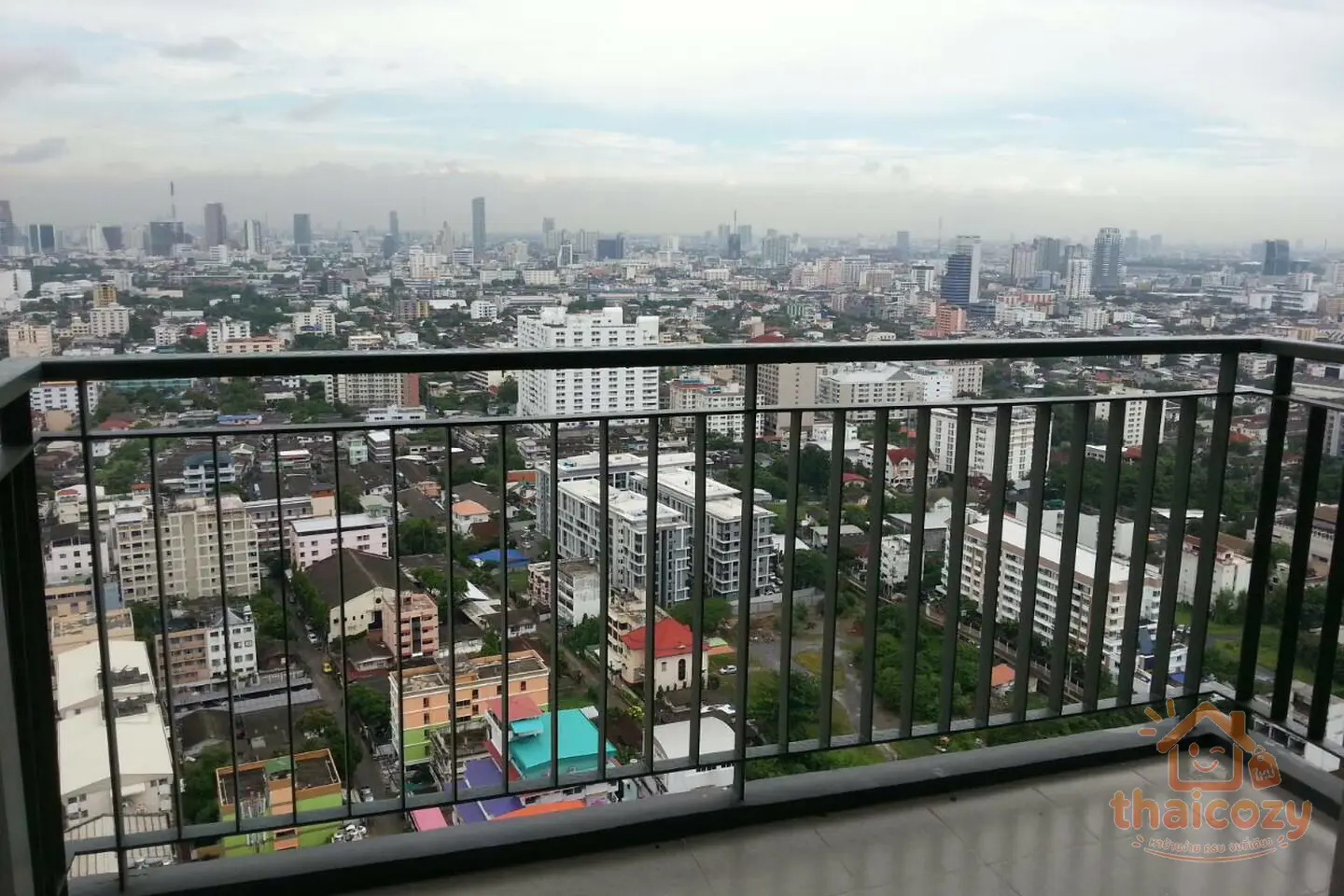 2 Bedroom Condominium for Rent at Life Ratchada photo 1