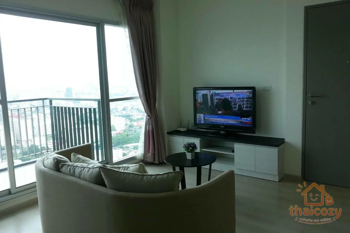 2 Bedroom Condominium for Rent at Life Ratchada photo 2