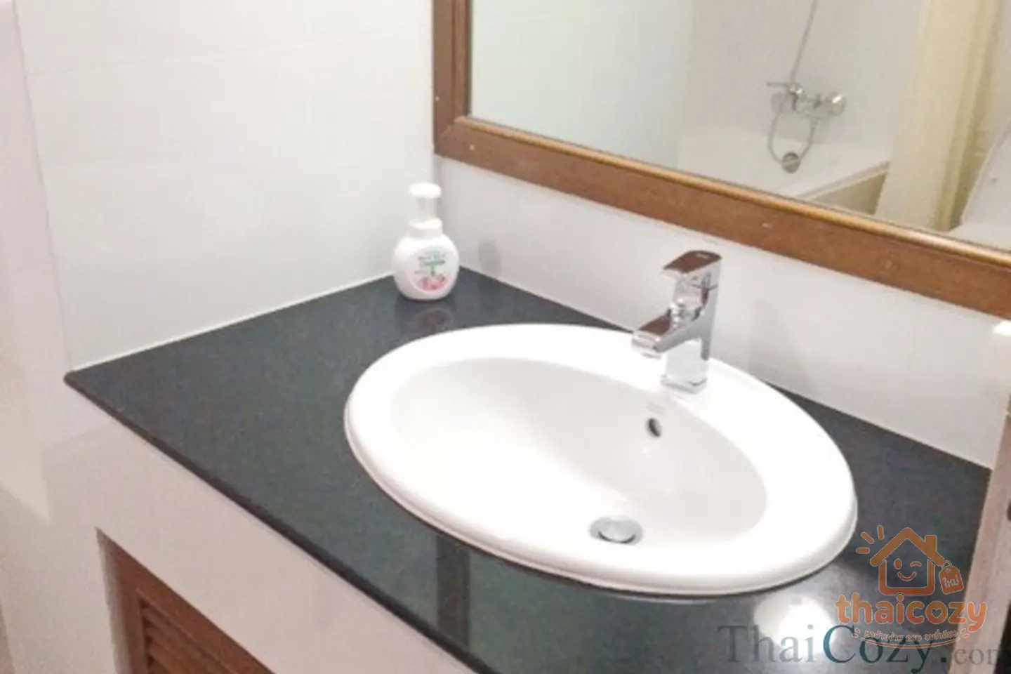 Luxury large 380 sq.m. condominium in Sukhumvit, Bangkok for rent photo 2
