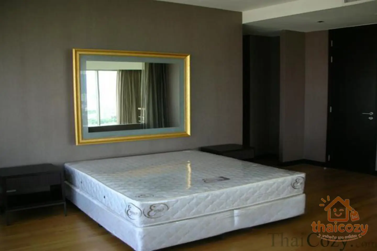 Lofts Yenakard Condominium for Rent in Yannawa Sathorn photo 2