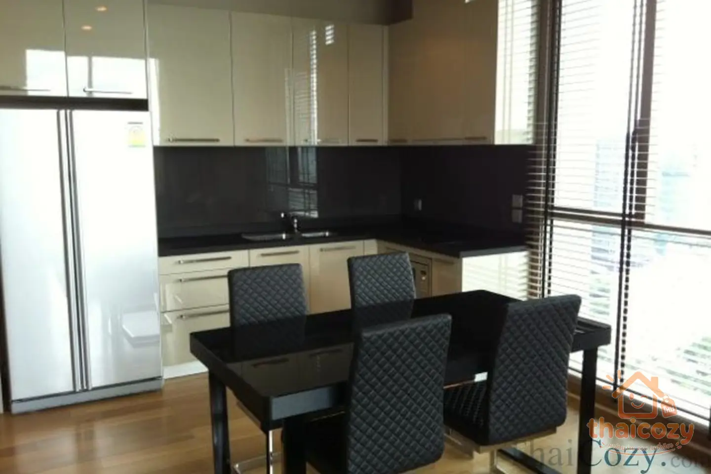 2 Bedrooms for Rent in Quattro Thong Lor Bangkok photo 2