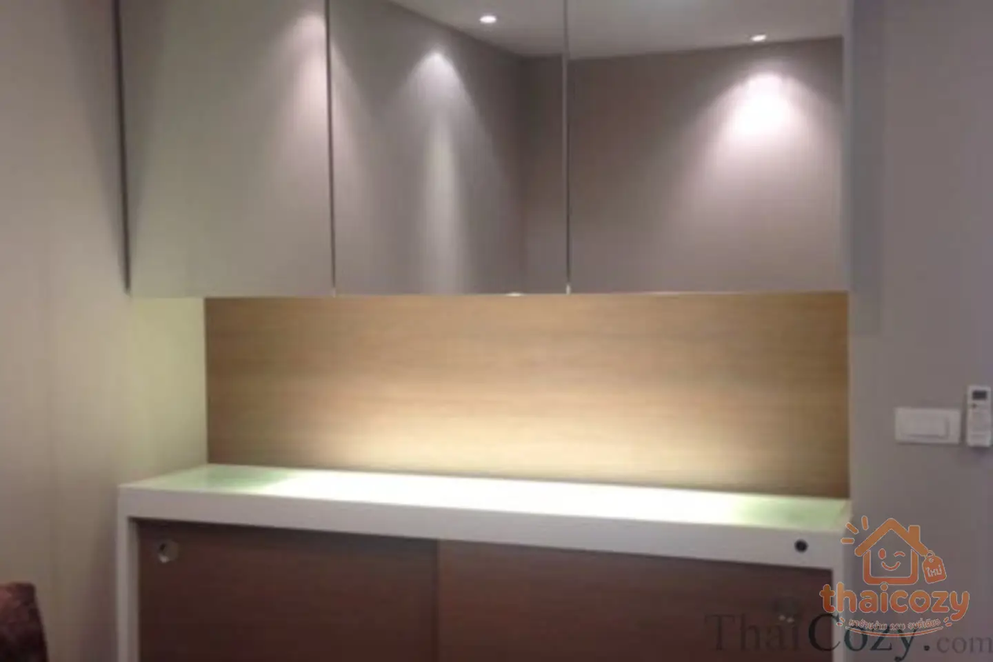 Renovated Condo Diamond Ratchada For Rent (200m to MRT Huay Kwang) photo 2