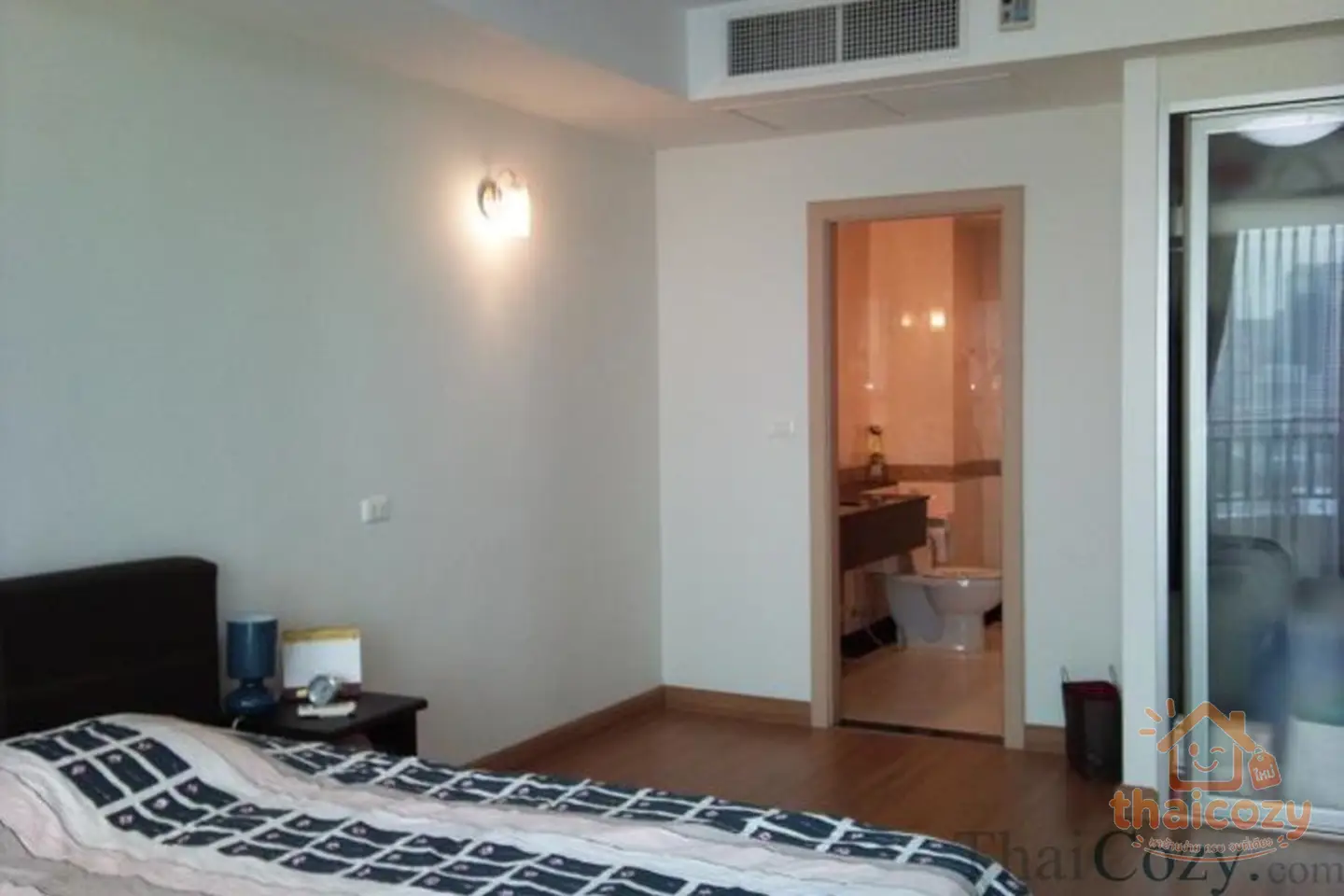 Supalai Oriental Place at Sathorn photo 2