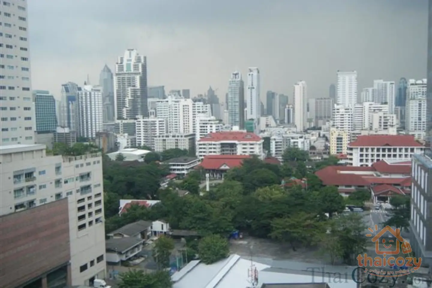 1 Bed Condominium in Asoke photo 2