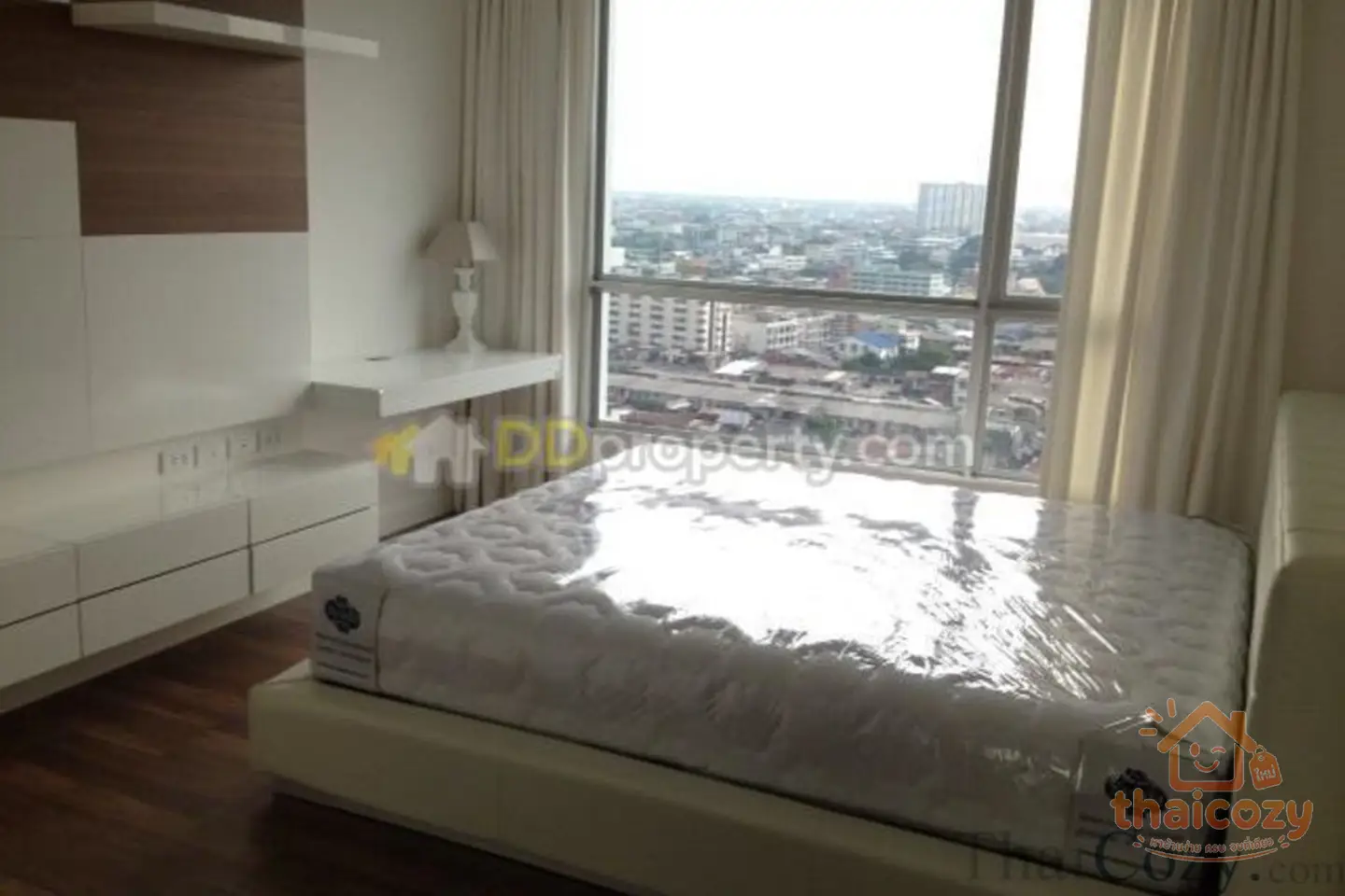 FOR SALE The Room Sathorn-Taksin 77sqm PHONIMIT BTS photo 2