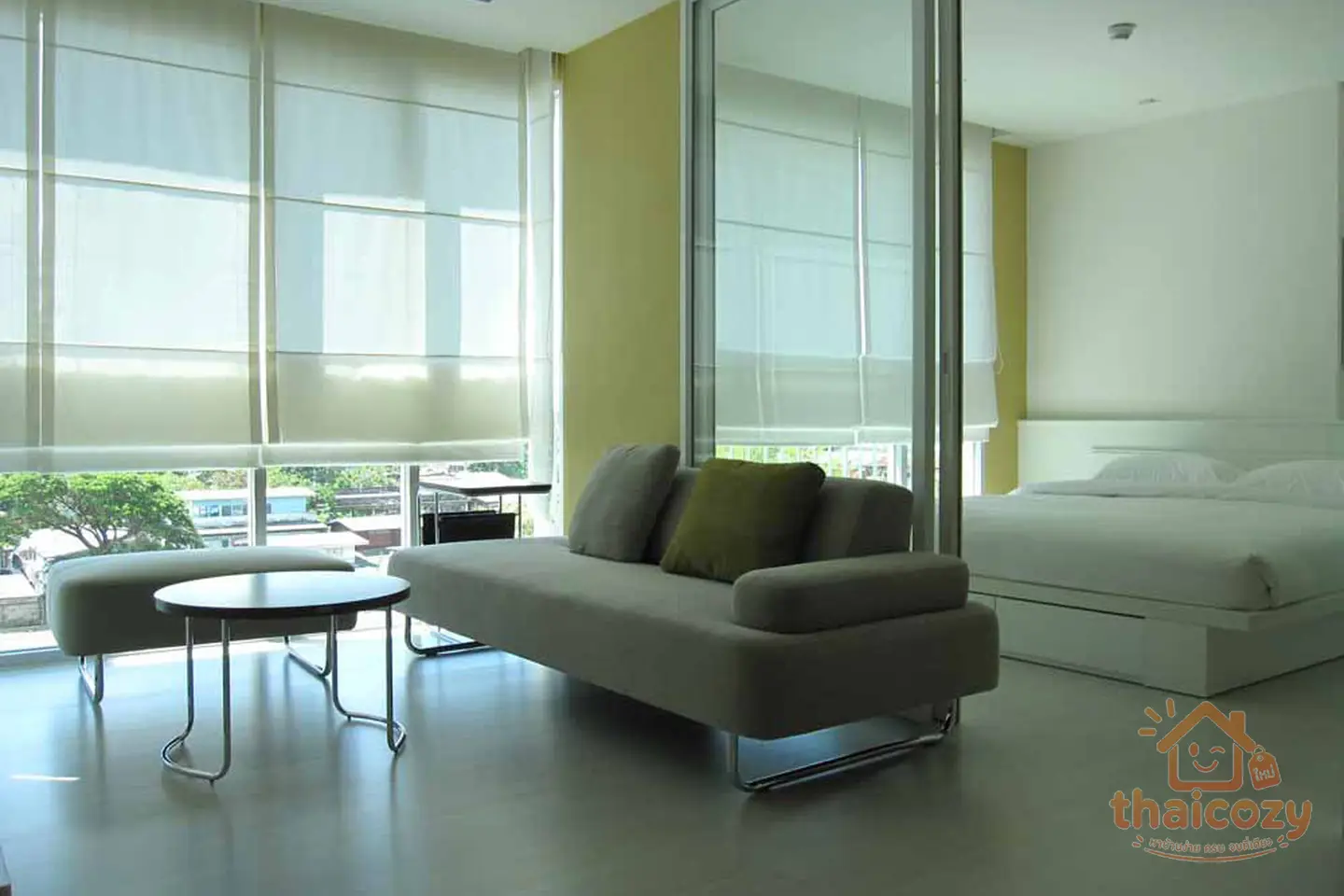 1 Bed Condominium in On Nut photo 1