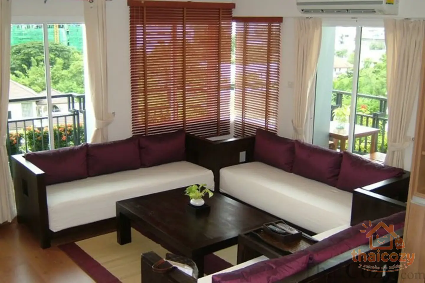 2-Bed Luxury Condo in On Nut photo 1